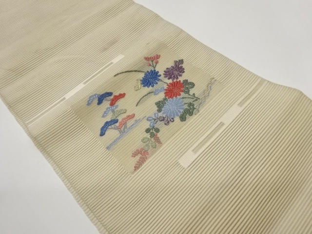 絽綴れ花葉・松・萩模様織出し名古屋帯